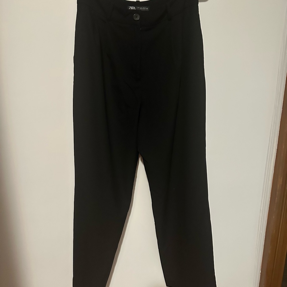 Zara Women’s Black Pants size L